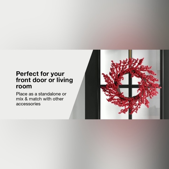 NWT 22" Cluster faux Berry Artificial Christmas Wreath Red by Wondershop™ - Picture 5 of 9